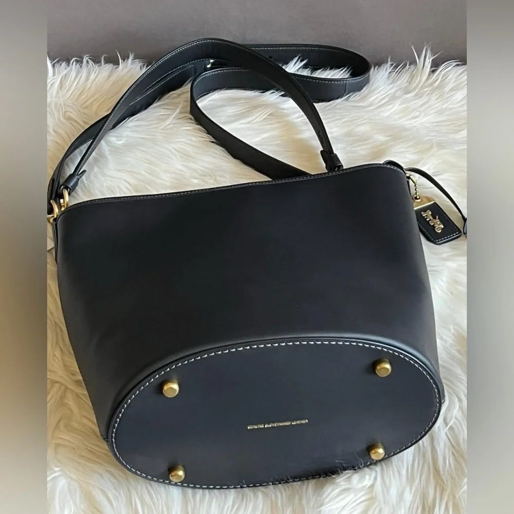 CH726 - Coach Dakota Bucket Bag - Picture 6 of 14